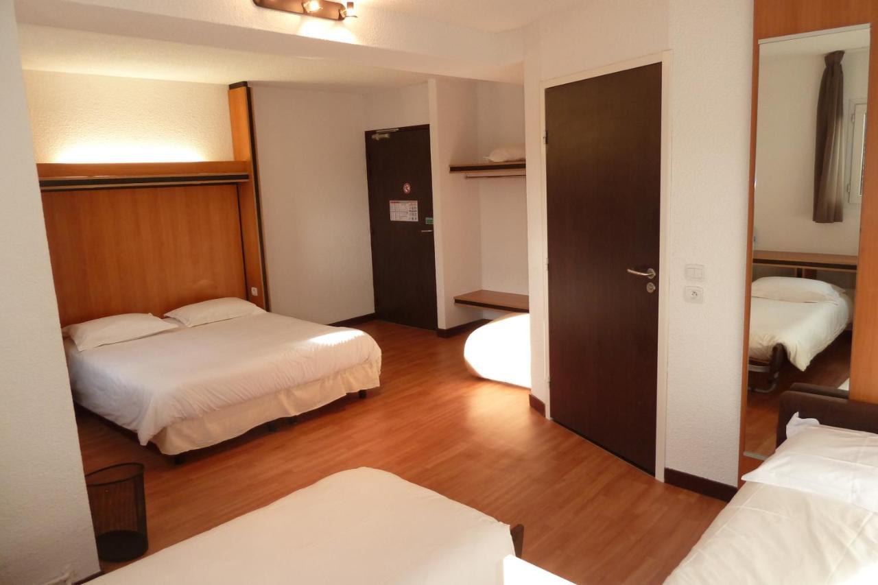 Brit Hotel La Bonne Etape Evreux Ruang foto