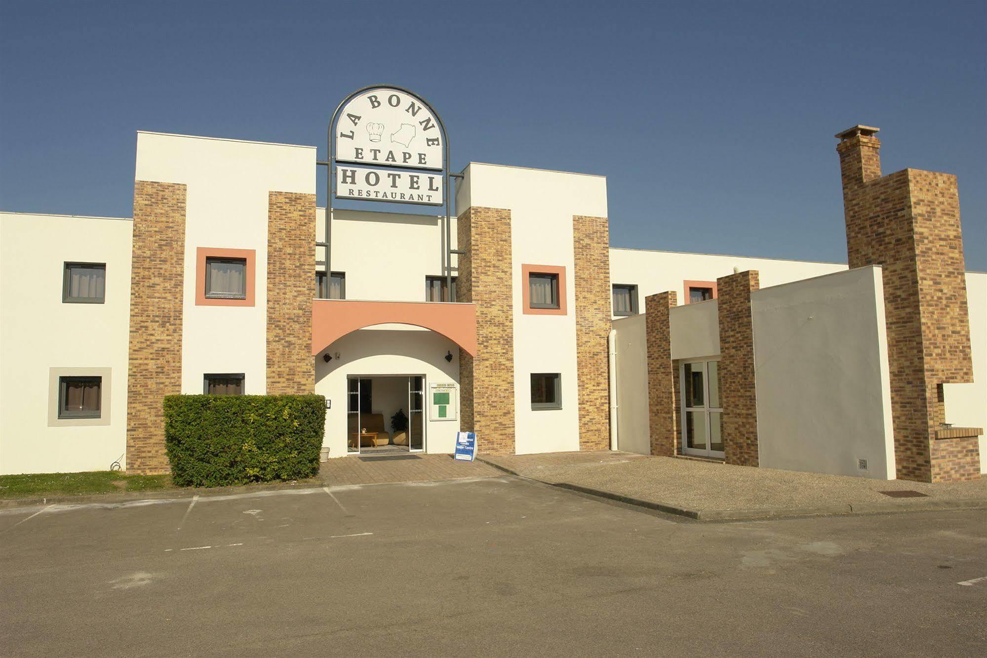 Brit Hotel La Bonne Etape Evreux Bagian luar foto